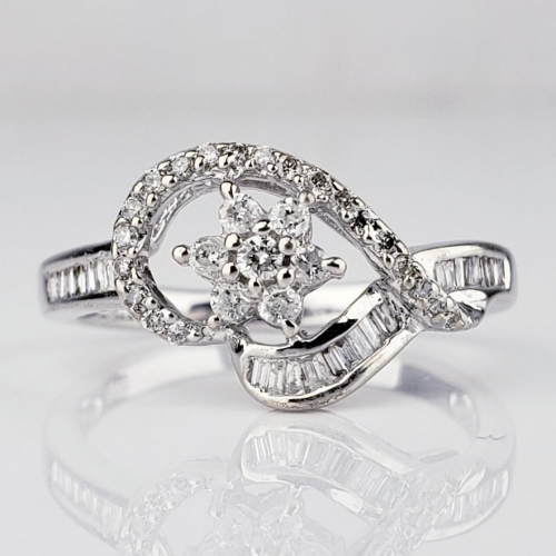 Unique diamond ring